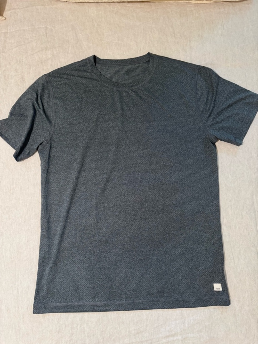 Vuori Short Sleeve Crew Tee - Charcoal Heather